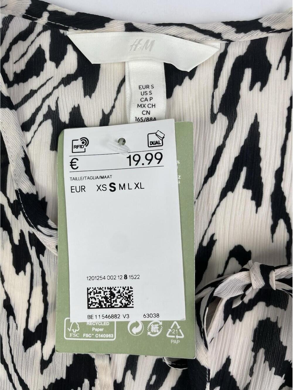 H&M Zebra Print Cropped Wrap Blouse S NWT Bell Sleeve Abstract Animal Top - Picture 5 of 8